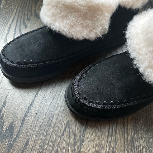 Cozy MukLuk booties size 9.5 - Picture 7 of 8